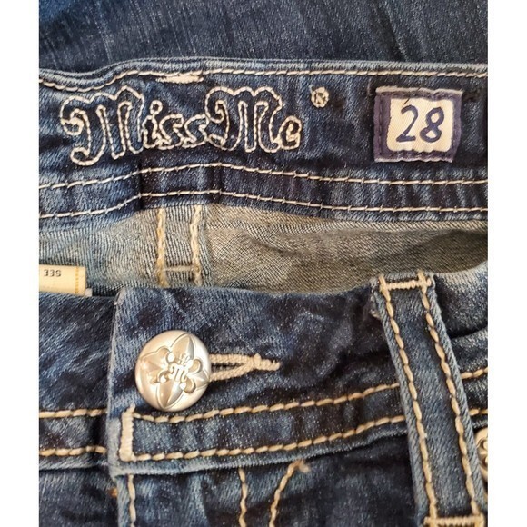 Miss Me Mid Rise Easy Crop Jeans Sz 28 Embellished Pockets - Picture 7 of 9